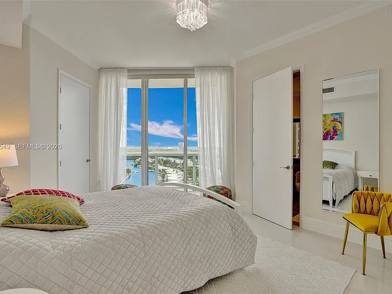 16001 Collins Ave #1604-fl 331 — Photo 24