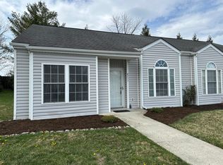 8233 Emerald Court Dr, Roanoke, VA 24019