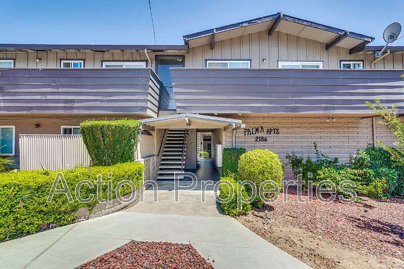 1st image of 2186 Carlmont Dr APT 6