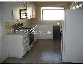 5th image of 4933 Deep Forest Dr