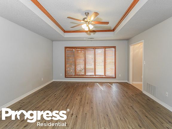 5th image of 114 Idle Creek Ln