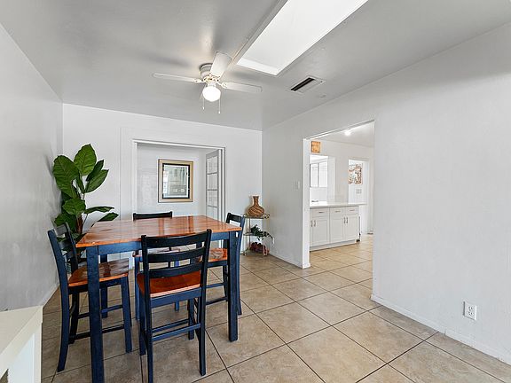 5th image of 1345 E Orange St Room 1