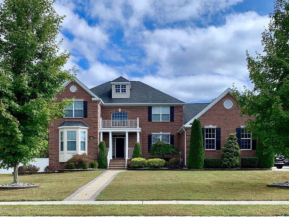 1st image of 1866 Charlton Circle