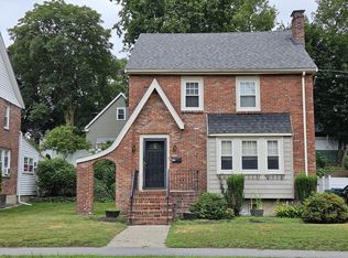 25 Essex St, Medford, MA 02155