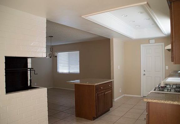 3rd image of 26125 Mirada St