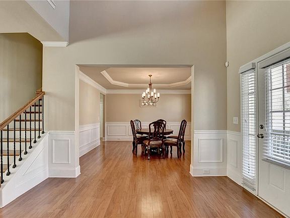 4th image of 1870 Apollo Dr