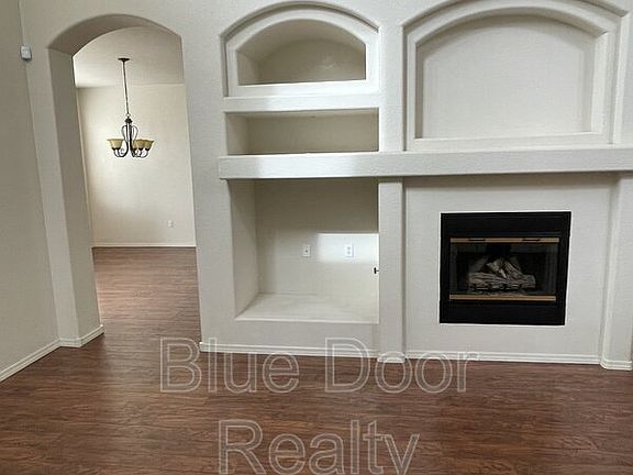3rd image of 6419 Los Pueblos Pl NW