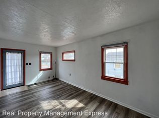 405 S Wayland Ave, Sioux Falls, SD 57103