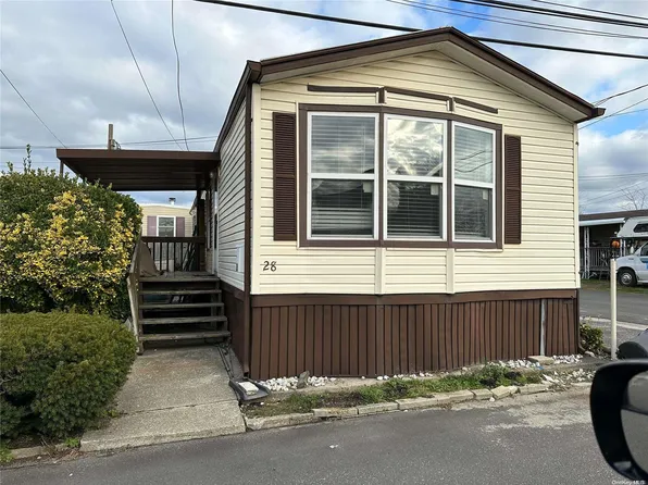 1137-28 Lincoln Avenue #28, Holbrook, NY 11741