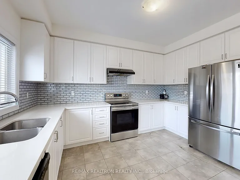 22 Pietrowski Dr #UPPER — Photo 11