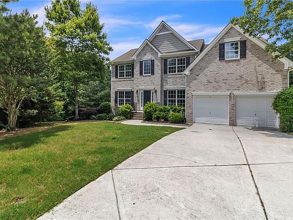 2nd image of 802 Bishops Run Ln