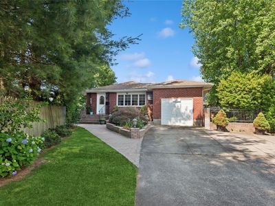 6 Grey Rock Court, Bethpage, NY, 11714