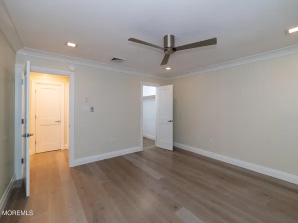 25 Medford Ct #B, Red Bank, NJ 07701