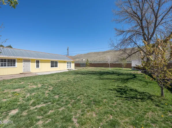 3590 Siskin Ln, Reno, NV 89508