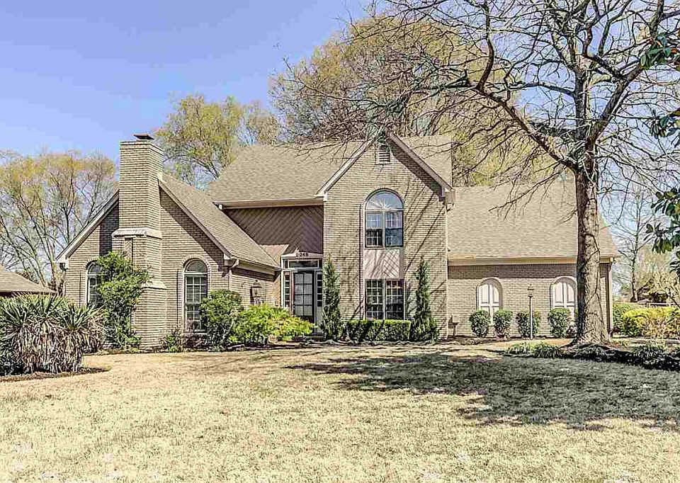 1st image of 9048 Longwood Ln