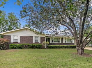 208 Deerfield Dr, Enterprise, AL 36330