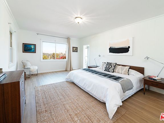 5th image of 1065 Olancha Dr