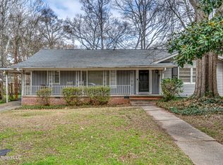 1030 Cedar Hill Dr, Jackson, MS 39206