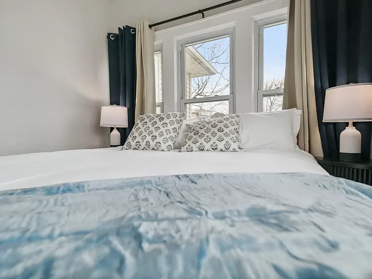 522 N Sheridan Rd #2 — Photo 17