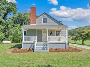 49 Coaling Rd, Troutville, VA 24175