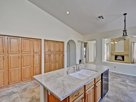 4th image of 13670 N 72nd Ln