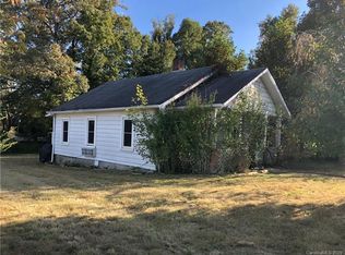 250 Nello Ave, East Flat Rock, NC 28726