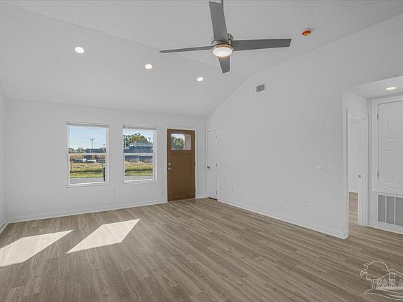 4th image of 2363 N F St