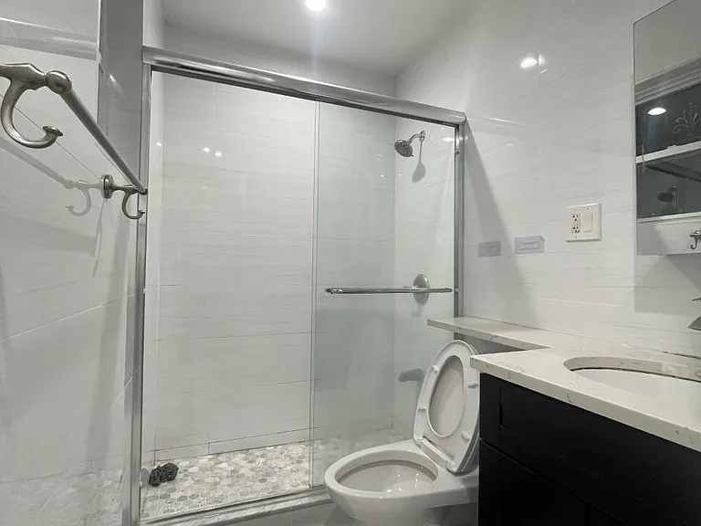 10312 51st Ave #1 — Photo 7