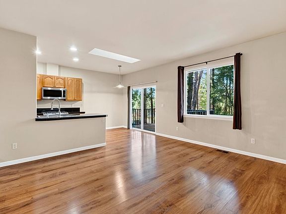 3rd image of 1290 Tuck Road