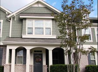 122 Point Comfort Ln #122, Cary, NC 27519