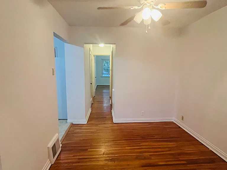 4985 Arsenal St — Photo 9