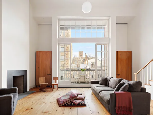 52 West 9th Street PENTHOUSE image 1 of 19
