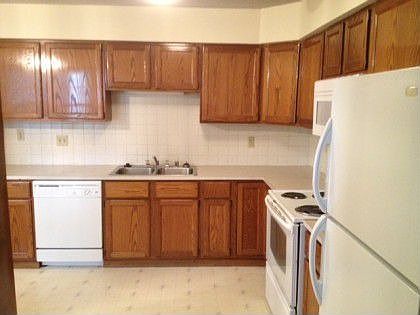 2nd image of 3811 Pinnacle Cir