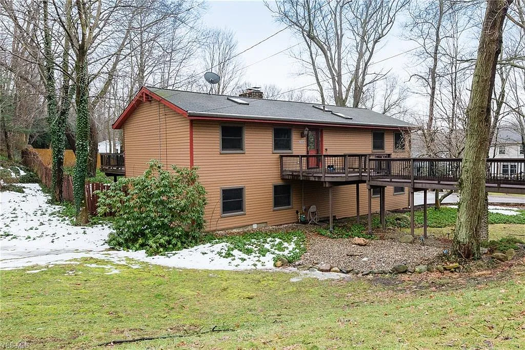 290 Marian Lake Blvd photo 1