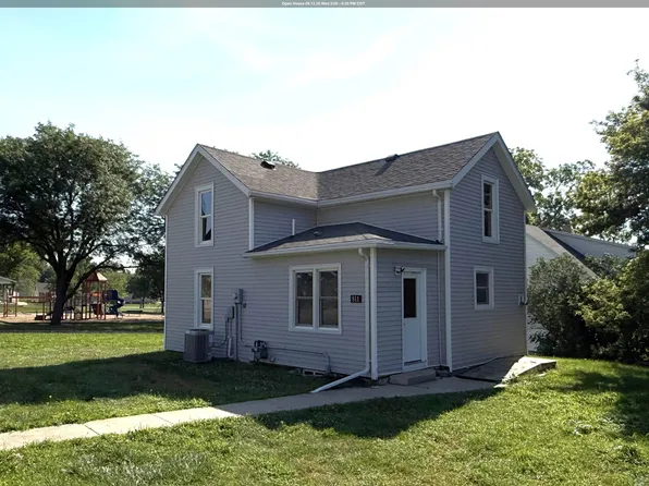 811 6th Ave, Alton, IA 51003