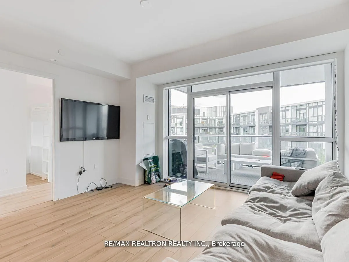 2 bed, $2,500 — Photo 4