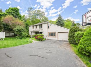 358 Loveland Rd, Stamford, CT 06905