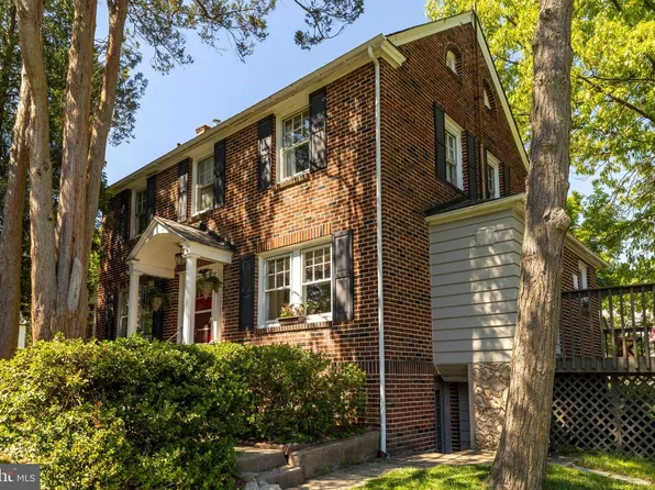 715 N Easton Rd, Glenside, PA 19038