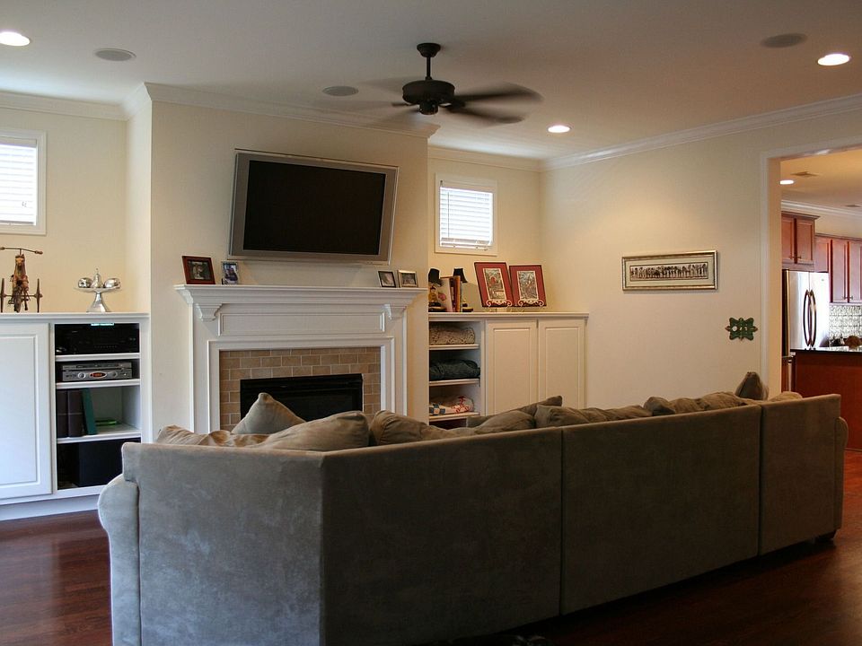 2nd image of 603 Cheltenham Ave