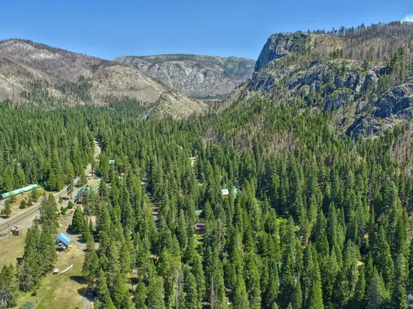 16354 Strawberry Ln, Twin Bridges, CA 95735