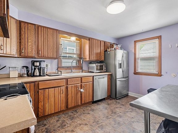 3rd image of 1530 S 19th STREET