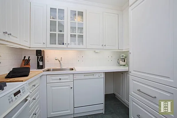 Sold by Halstead Real Estate | media 17