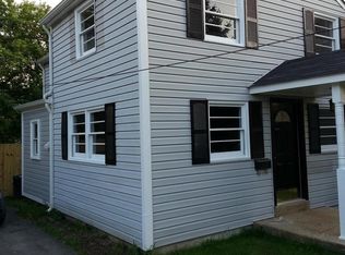 217 Royal St SE, Leesburg, VA 20175