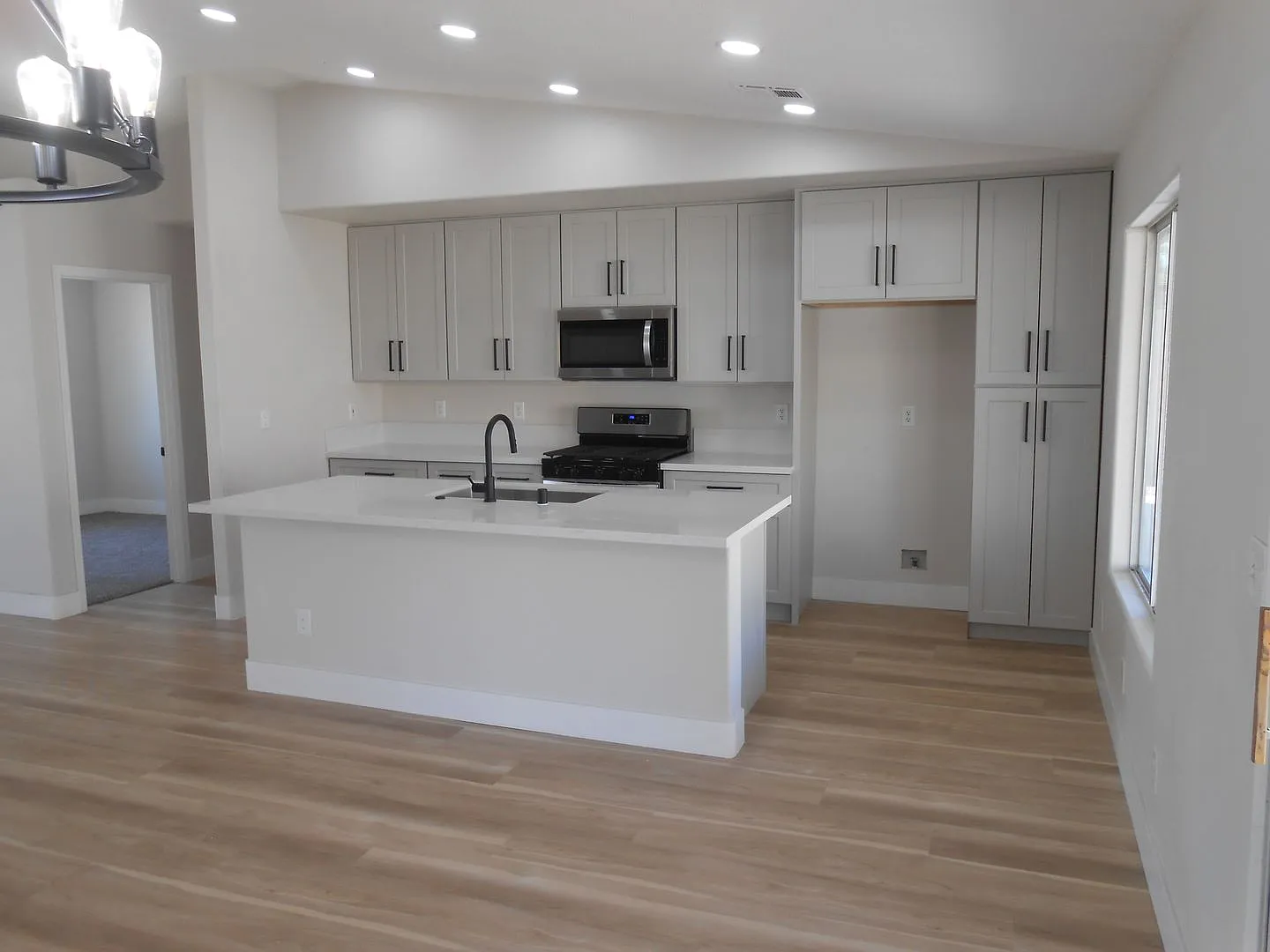Single Story home in Copper Canyon — Photo 3