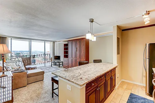 1020 15th St Photo 1