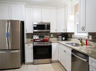 3230 Cape Cir, Alpharetta, GA 30009