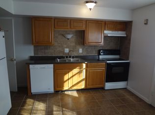 553 San Juan Dr, Saint Charles, MO 63303