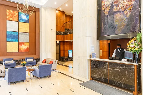 Rented by Greystar | media 8