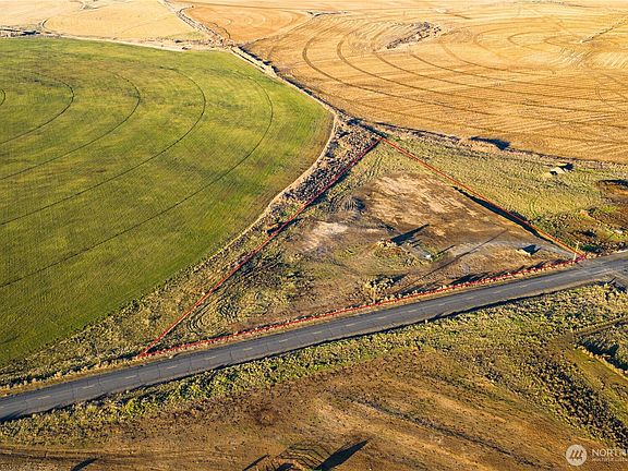 3rd image of 2-2 Mae Valley Rd NE