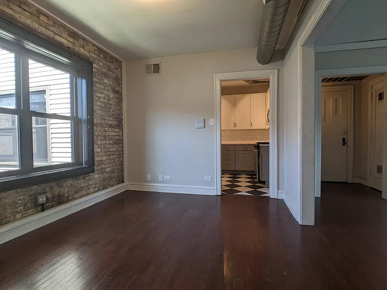 2512 N Sacramento Ave #3 — Photo 14